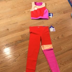 Two piece workout outfit NWT xs pink and red